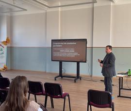 Kuldīgas novada pedagogi gūst jaunas zināšanas un prasmes  plašākas izglītības pieredzes jomā